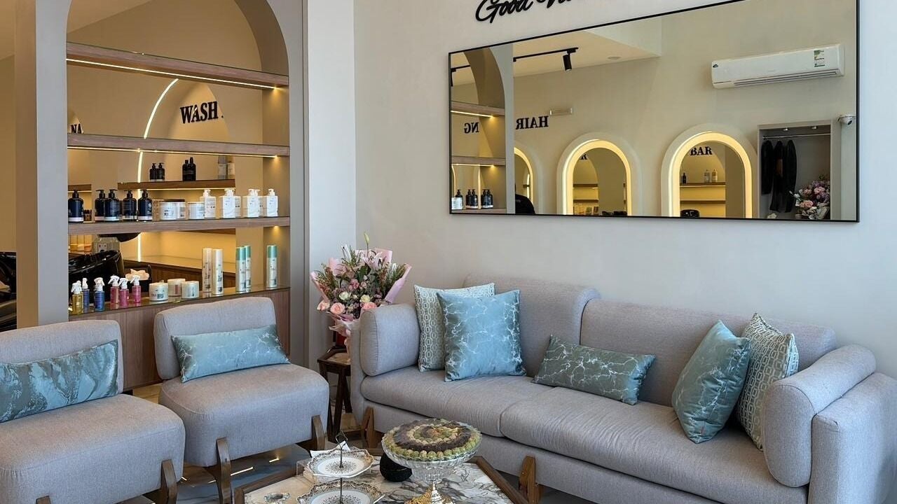 Salon lounge and treatment area